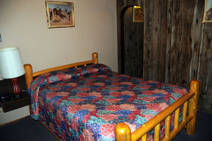 Room 22 of 44