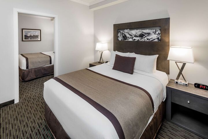 Room 21 of 46