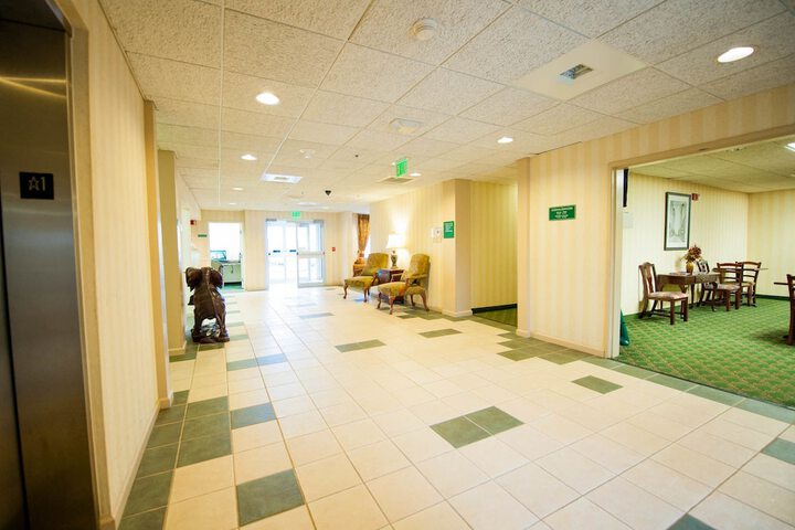 Hotel Interior 10 of 36