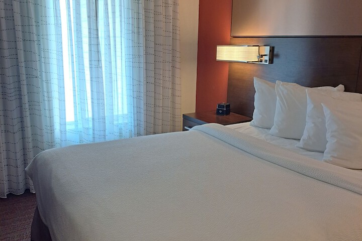 Room 16 of 46