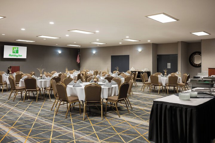 Holiday Inn Ontario by IHG