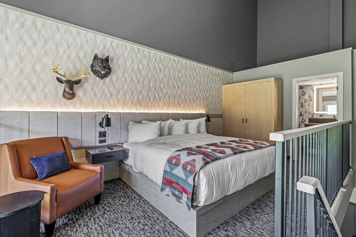 Room 47 of 74