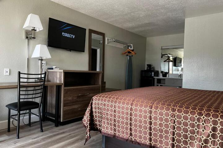Regency Inn