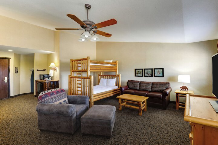 Stoney Creek Hotel St. Joseph