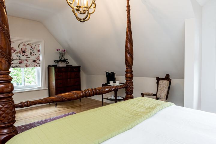 Room 15 of 46