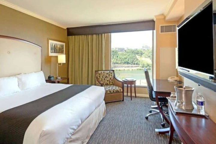 Wyndham Grand Pittsburgh Downtown