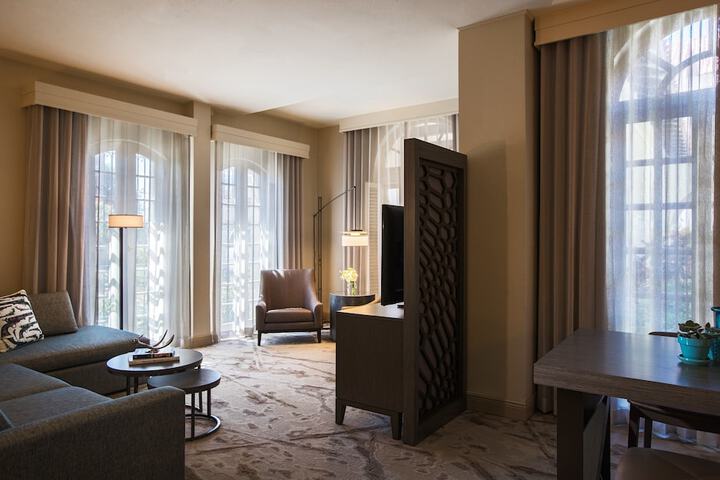 Room 22 of 70