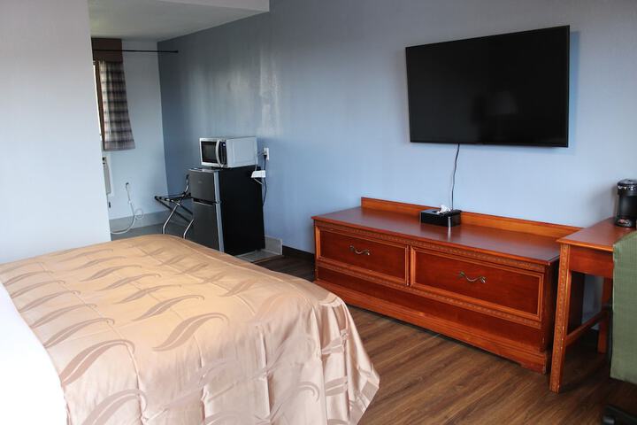 Room 54 of 75