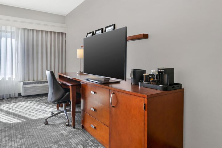 Sonesta Select Newport Middletown