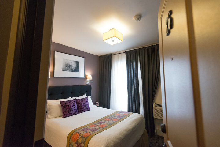 Room 36 of 115