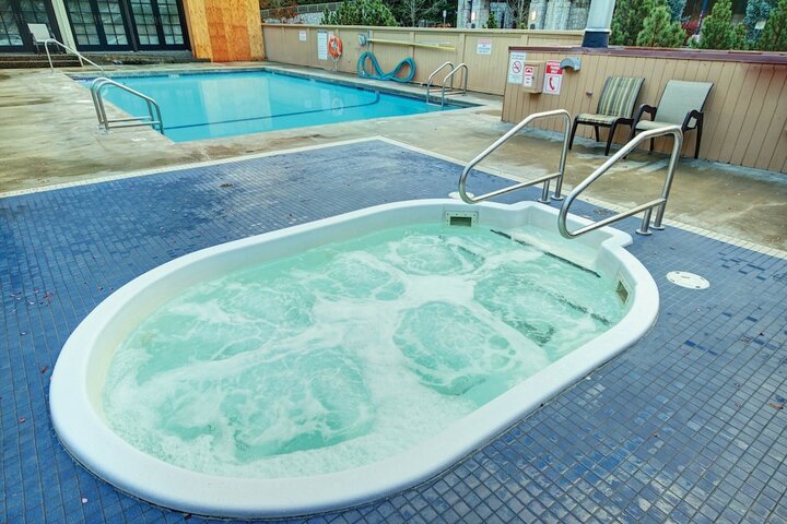 Pool 11 of 64