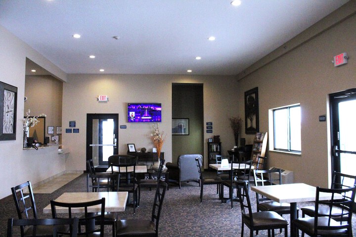 Hotel Interior 16 of 94