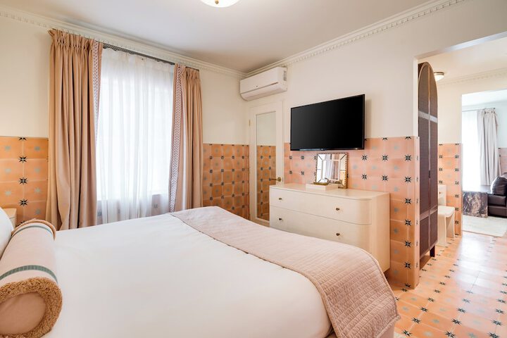 Room 30 of 116