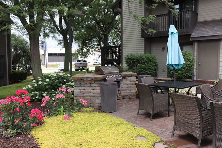 Hotel Exterior 57 of 61
