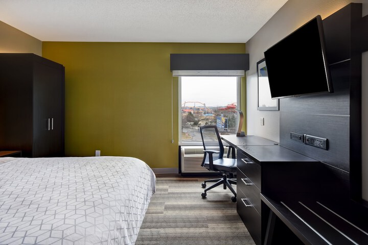 Holiday Inn Express & Suites Allentown-Dorney Park Area by IHG