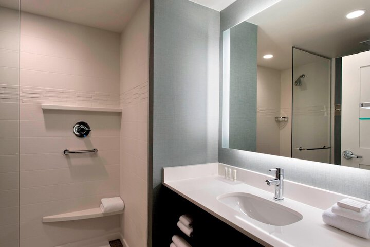 Room 20 of 57