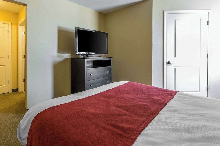 Room 50 of 71