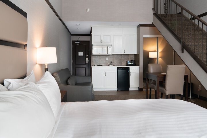 Prestige Vernon Hotel