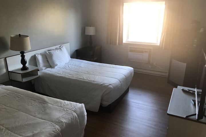 Room 37 of 42
