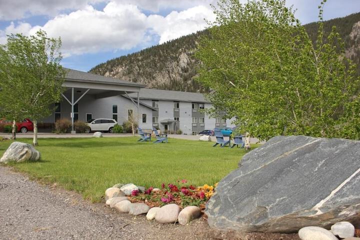 Property Grounds 14 of 20