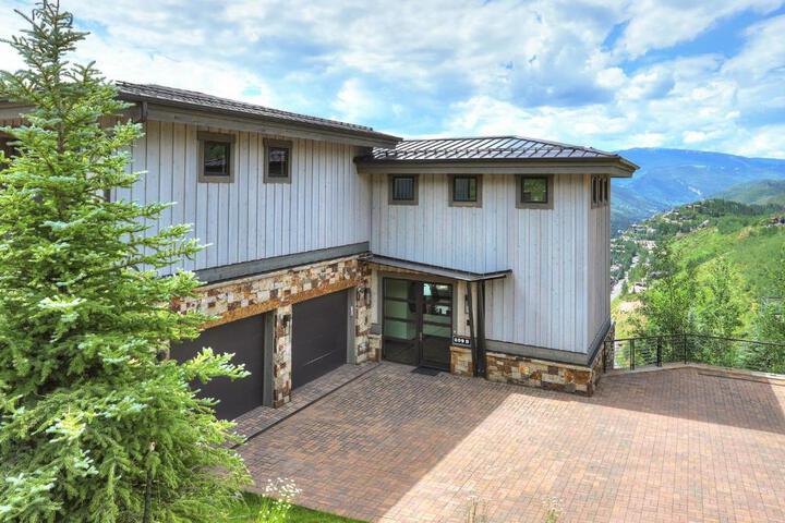 The Arrabelle at Vail Square a RockResort by Vail Resorts