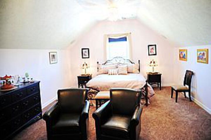 The Shearwater Inn