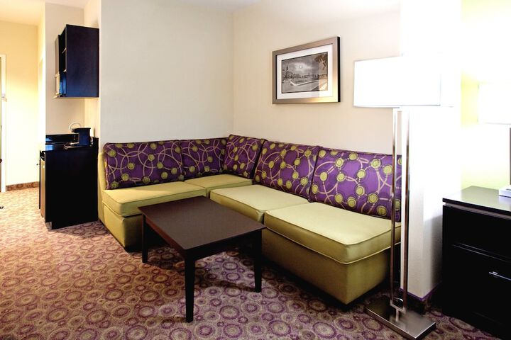 Room 21 of 39