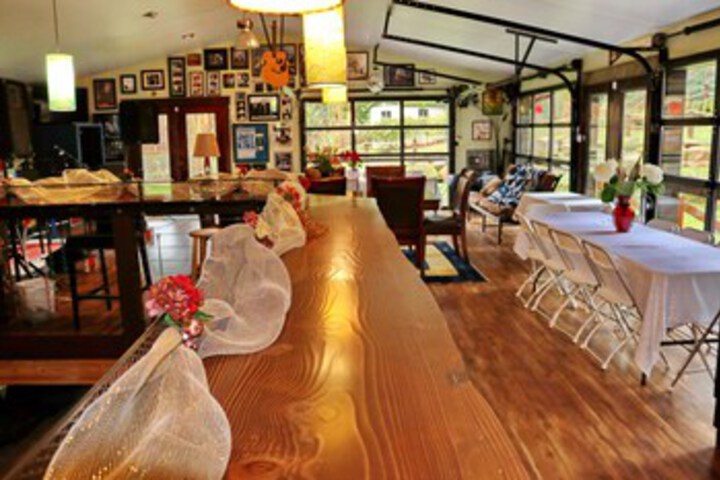 Happy Rock Inn