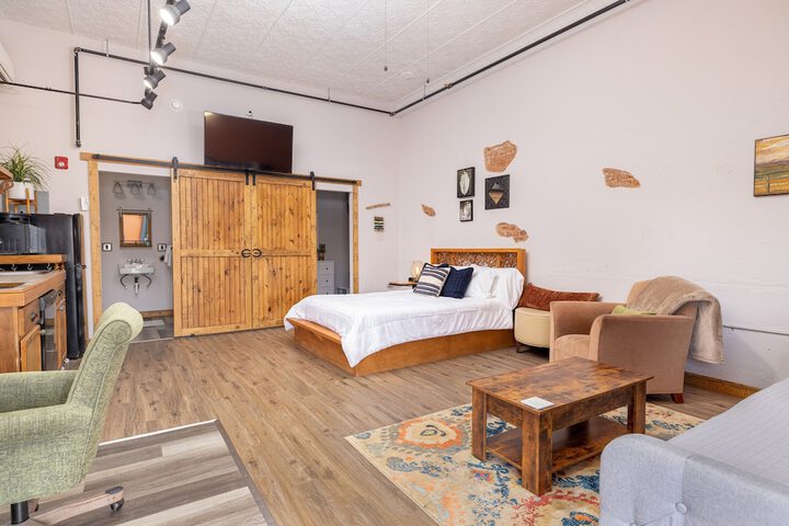Hartwell Suites