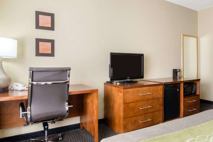 Comfort Inn Garden City