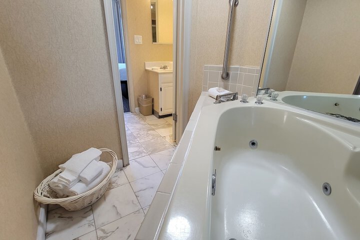 Spa 41 of 49