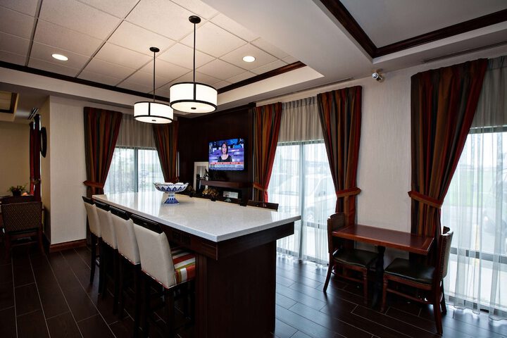 Hotel Interior 14 of 40