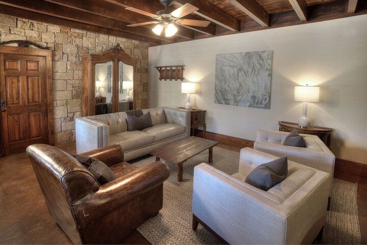 The Winchester Lodge