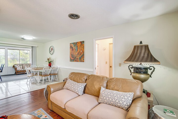 Englewood Home on Canal: Boat to Lemon Bay!