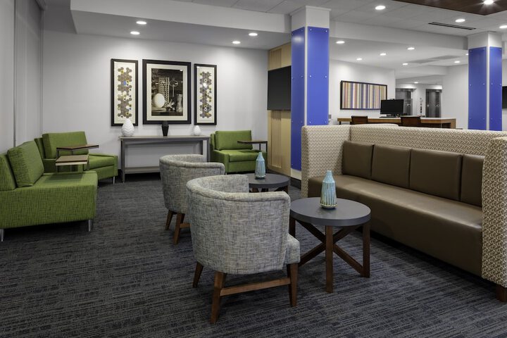 Hotel 4 of 48