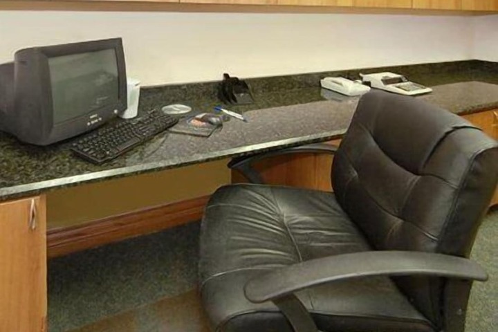 Business Center 44 of 44
