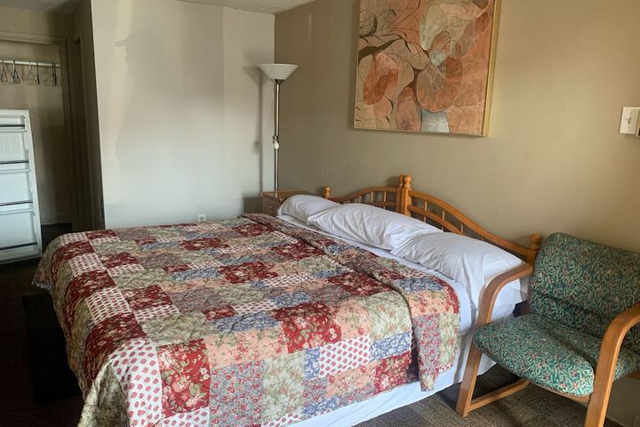 Room 13 of 31