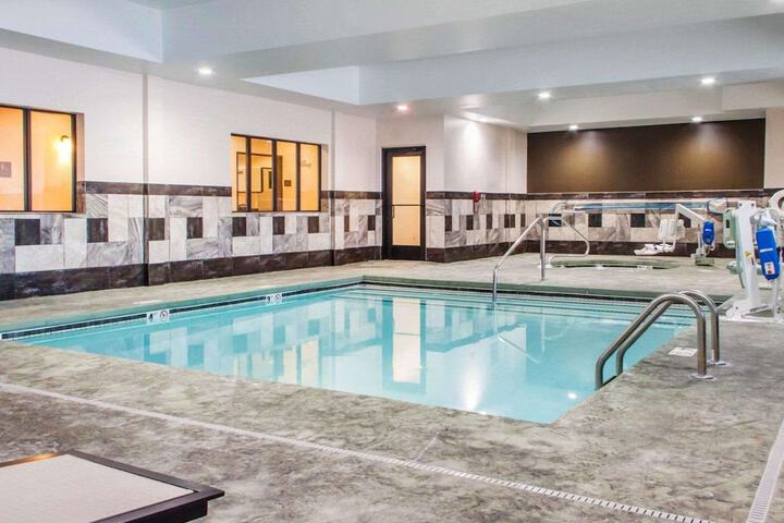 Pool 5 of 38