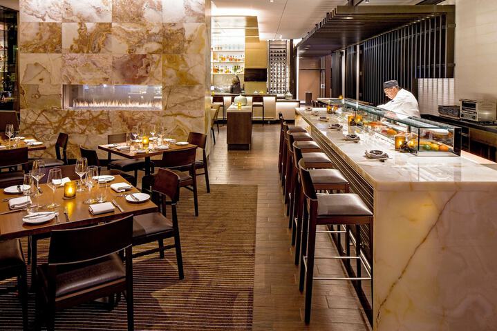 Dining 140 of 162