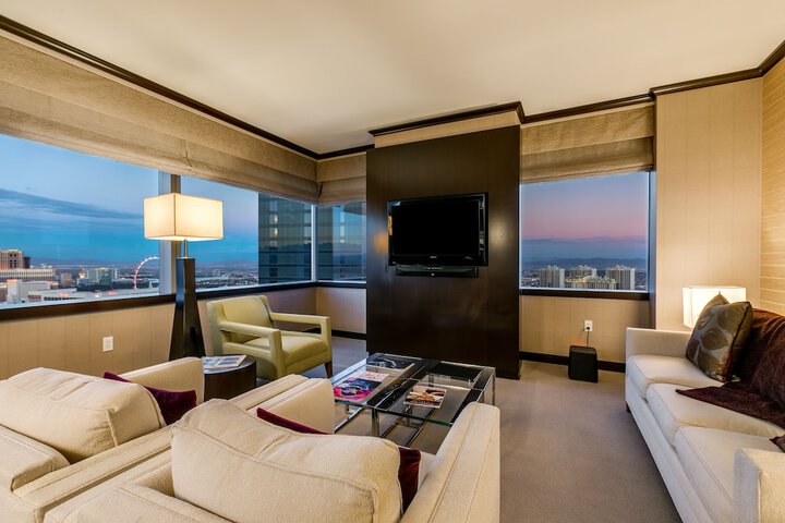 Room 73 of 122