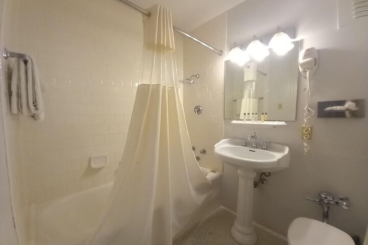 Arlington Resort Hotel and Spa