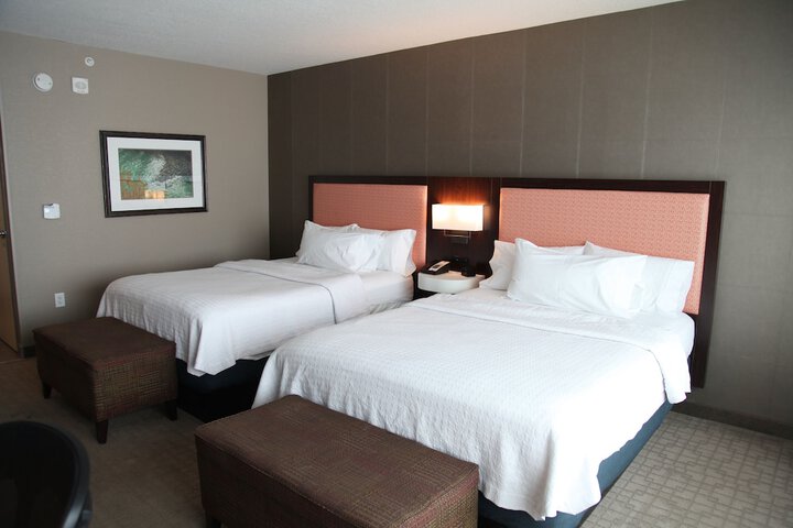 Room 9 of 38