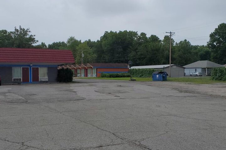 Property Grounds 35 of 35