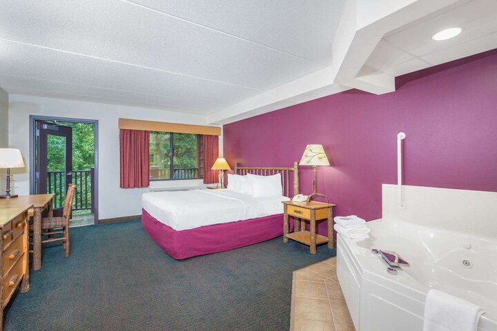 Room 15 of 45