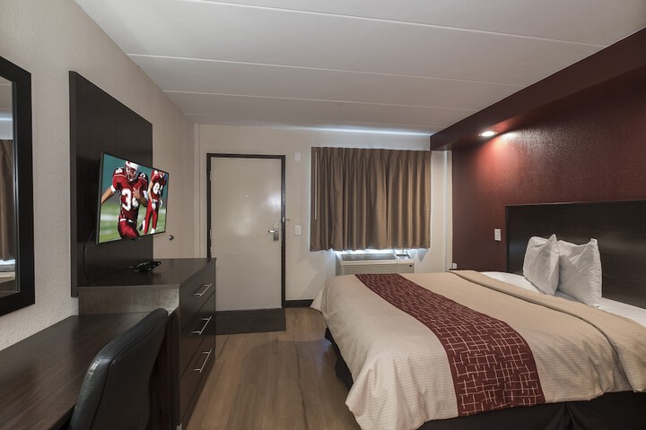 Room 12 of 24