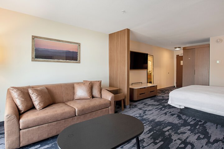 Room 26 of 39