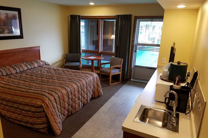 Room 22 of 120