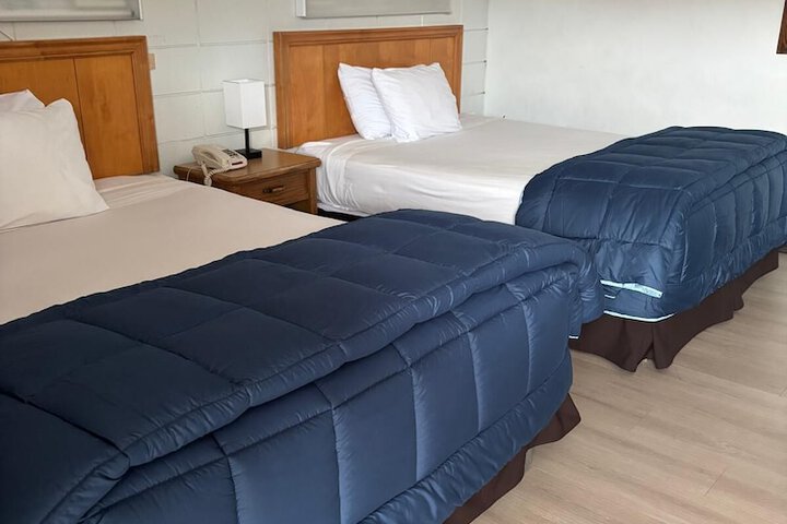 Camelot Court Motel