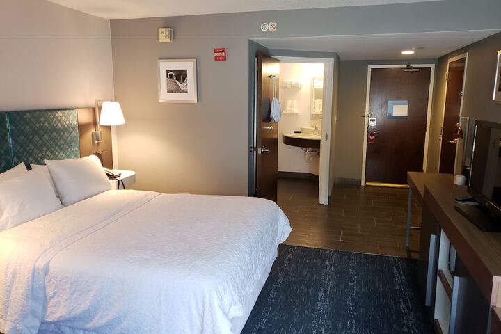 Room 69 of 169