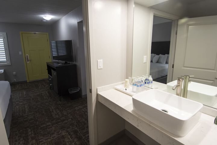 Room 6 of 41
